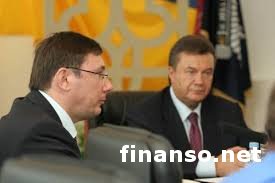 Ю. Луценко назвал Президента Украины В. Януковича союзником оппозиции