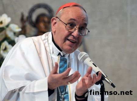 Папа Франциск намерен изменить конституцию церкви