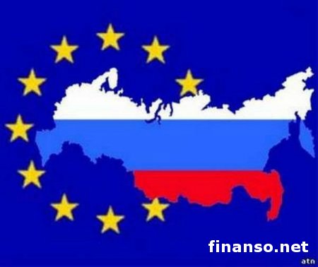 В ответ на шантаж Россией Украины ЕС "спрятал голову в песок" – европолитик